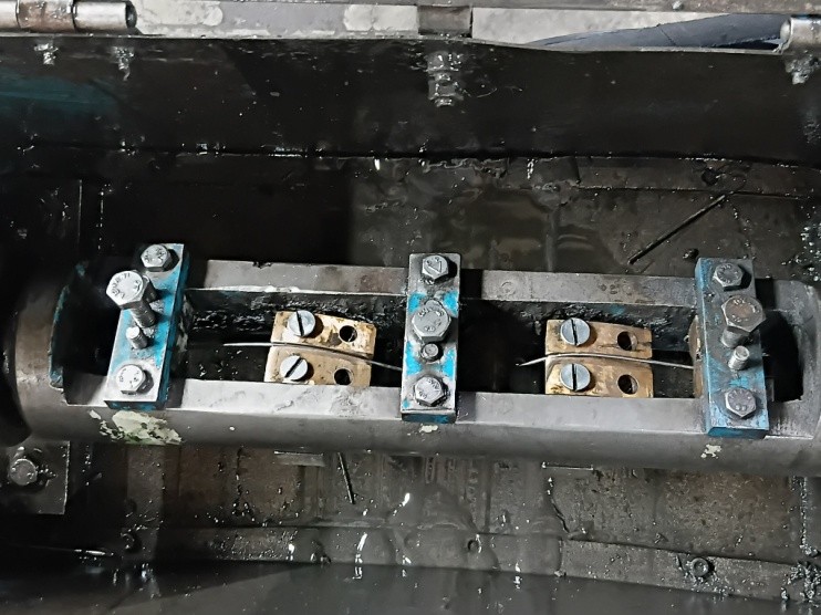 Straightening die zig-zag arrangement reference image